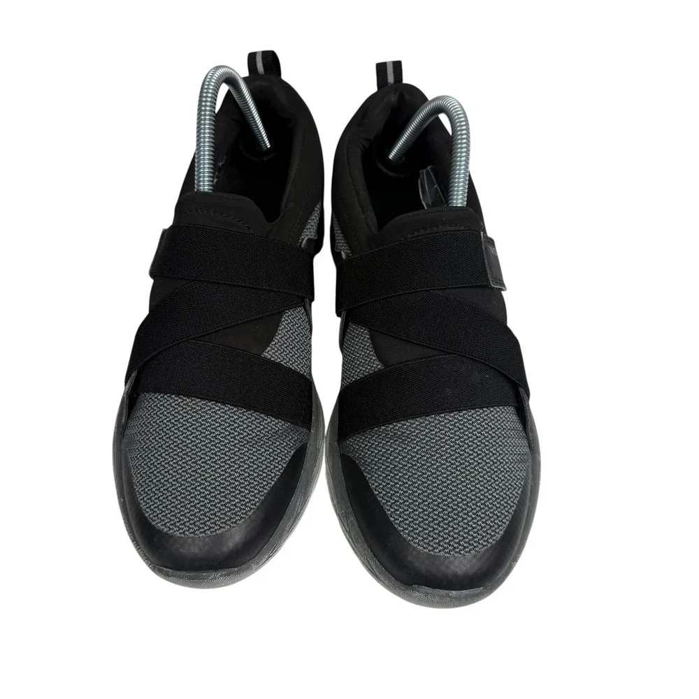 Vionic Dash Womens Black Grey Mesh Slip On Walking Sneakers ASR1449 Size‎ 9.5